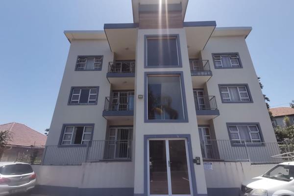 Dormehl Phalane Glenwood presents this specious two bedroom flat located in Umbilo near King Edward Hospital, Queensmead Mall, Motor ...