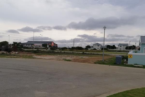 Beautiful piece of vacant land in the popular Fountains Sands.

Jeffeys Bay has become world renown, not only as South Africa’s Surfing ...