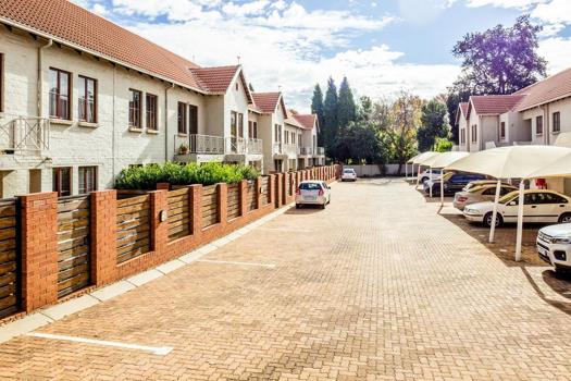 1 Bedroom Apartment / Flat for sale in Saxonwold