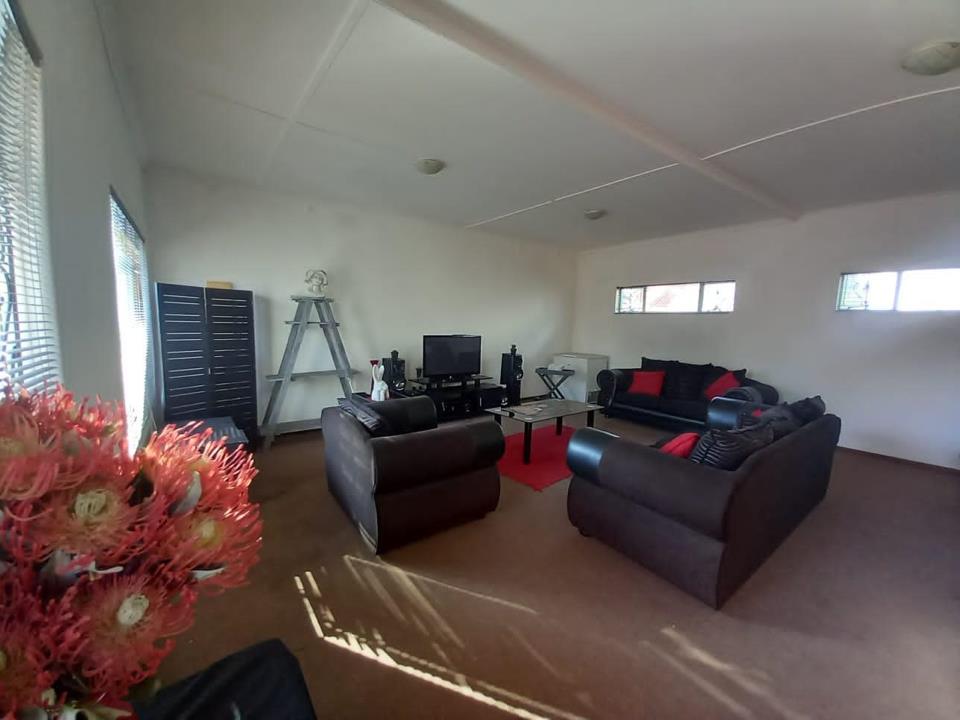 Listing number: P24-112258072, Image number: 1