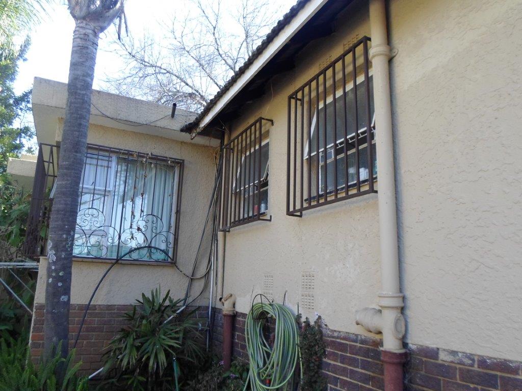 3 Bedroom House for sale in Lyndhurst 144 Morkel Road Lyndhurst P24