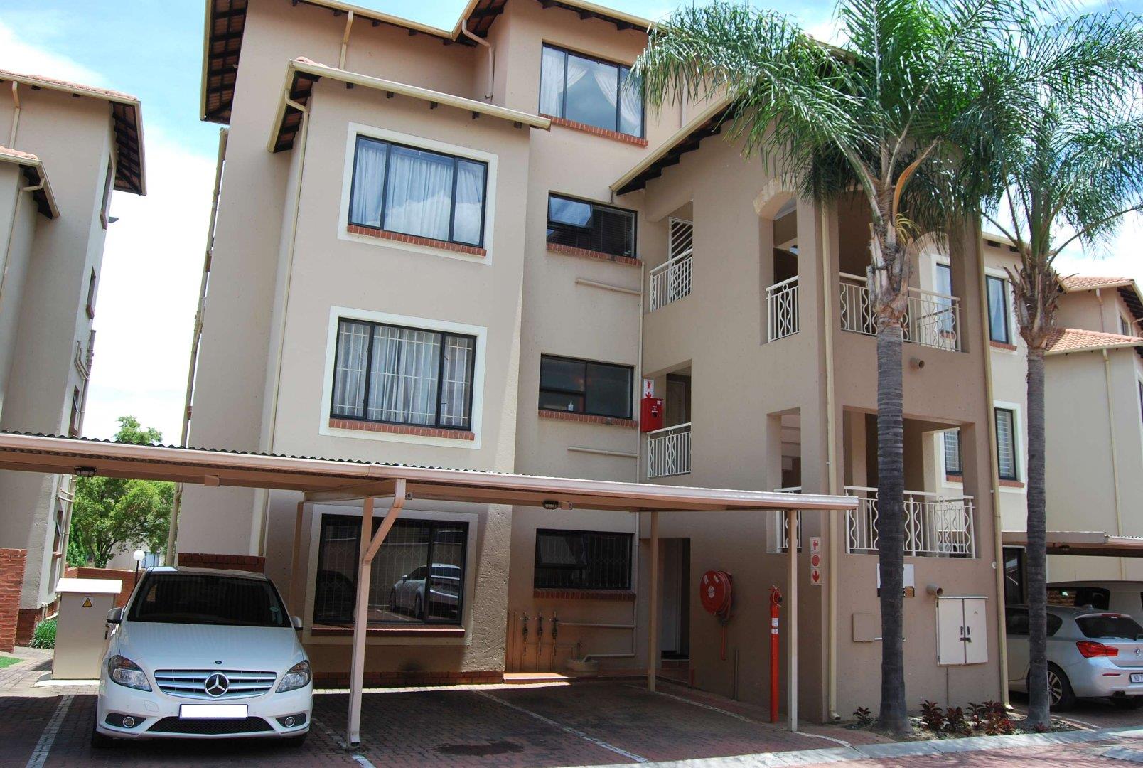 2 Bedroom Apartment / flat for sale in Sunninghill 54 Leeuwkop Road