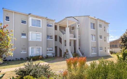 3 Bedroom Apartment / Flat for sale in Greenways Golf Estate