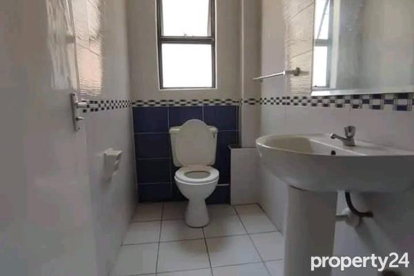 3 Bedroom Apartment / Flat