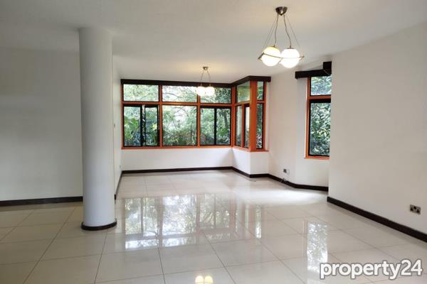 3 Bedroom Apartment / Flat to Rent in Riverside