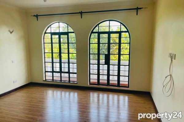 4 Bedroom House for Sale in Kiambu Road