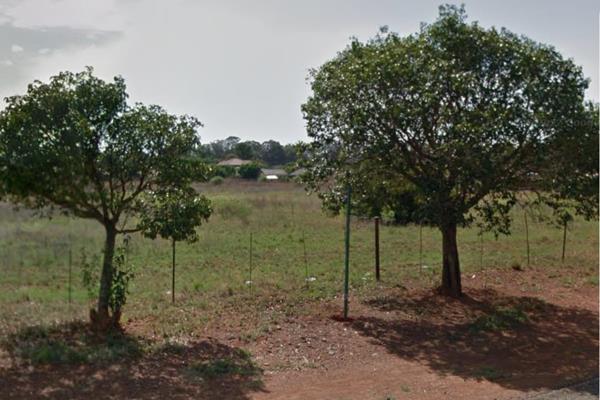 Property details:

* 27.5 acres
Please note:
* At least 40% cash deposit is required for purchasing a vacant stand.
* New ...