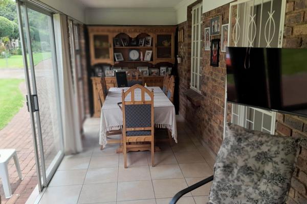 Retire in your own place
Situated in Boksburg South you will find Alan Woodrow.

Life ...