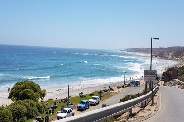 West Cost Town: Doringbaai

Small Seaside town
Vacant erf ready for development
Approved Plans available for residential ...