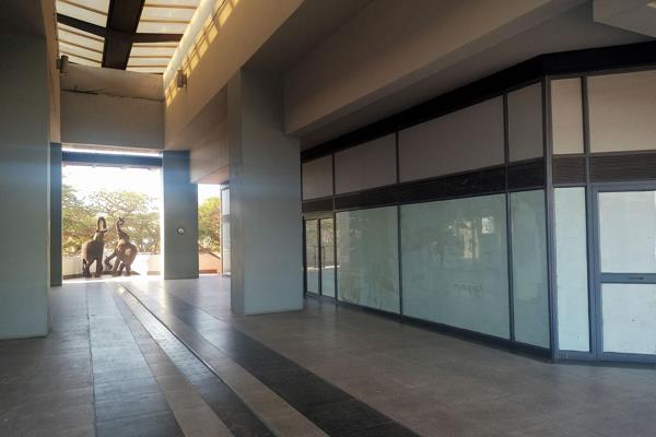 This 236m2  Shop has three entrance options with large display shopfronts, The centre has three main anchor tenants, Pick n Pay, Link ...