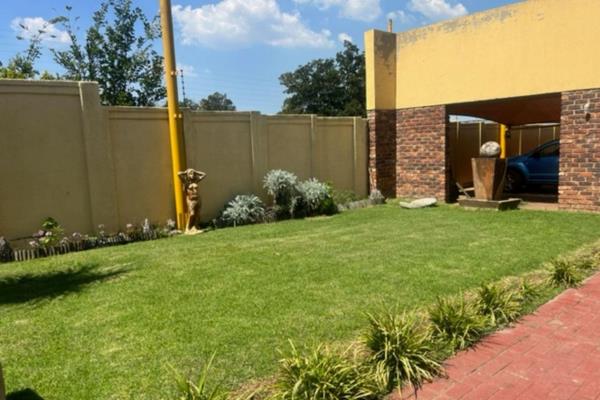 This property offers 7 units with a open plan kitchen and lounge with one bathroom  in each unit, braai area, double garage. open yard ...