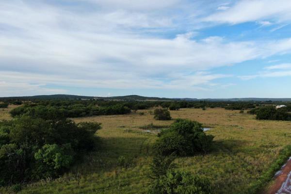 Kameelfontein– Roodeplaat an opportunity awaits you to build your dream home on this 6.4 ha plot. Magical views on the Seringveld  ...