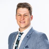 Hendrik Pretorius, Property Specialist