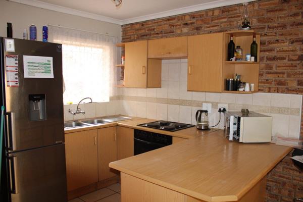 Stunning 2 Bedroom Facebrick Townhouse for Sale in Krugersdorp North

Situated in a lovely complex, this property offers you 2 sunny ...