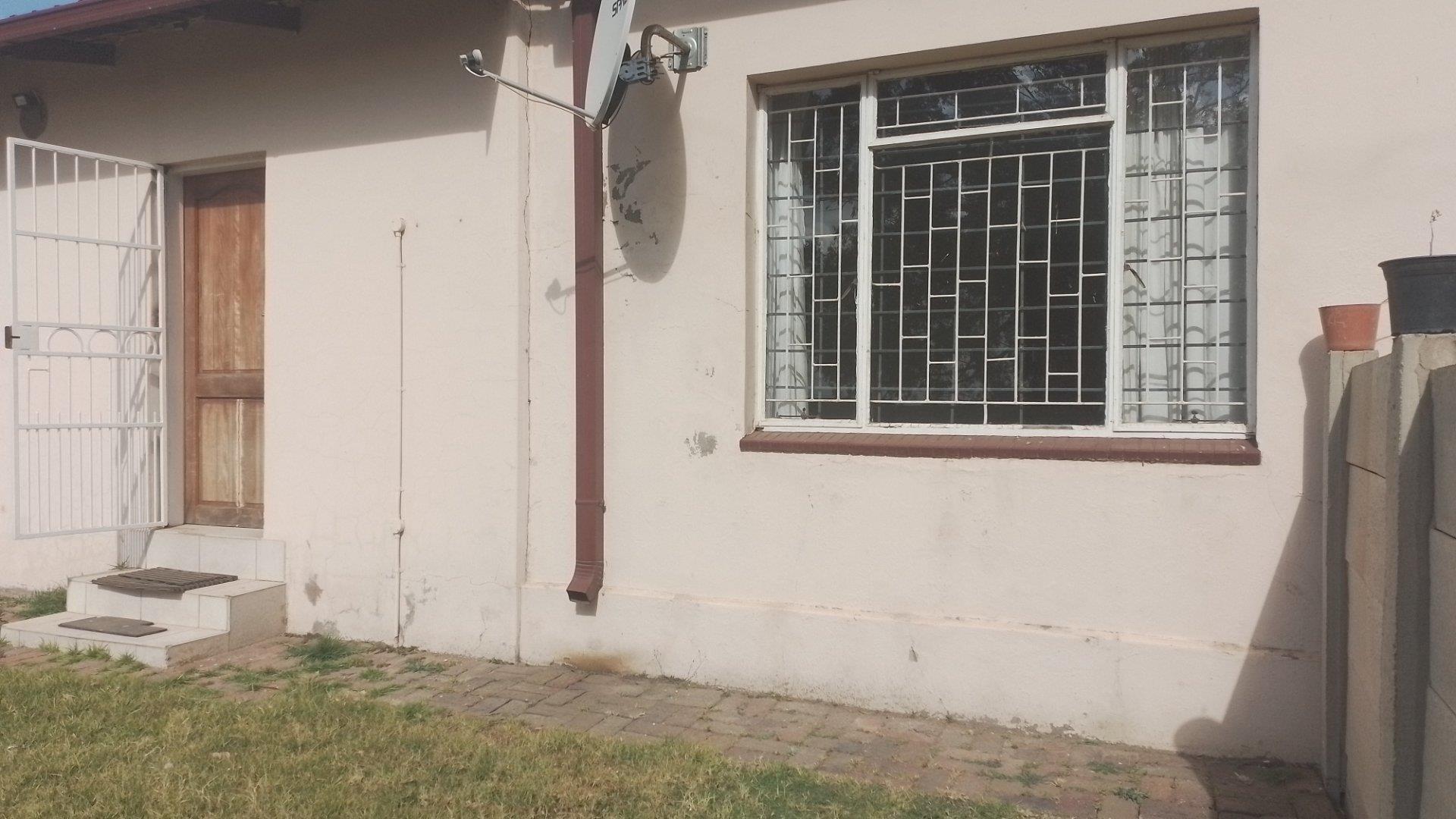 Apartments / flats to rent in Balfour, Mpumalanga Balfour, Mpumalanga