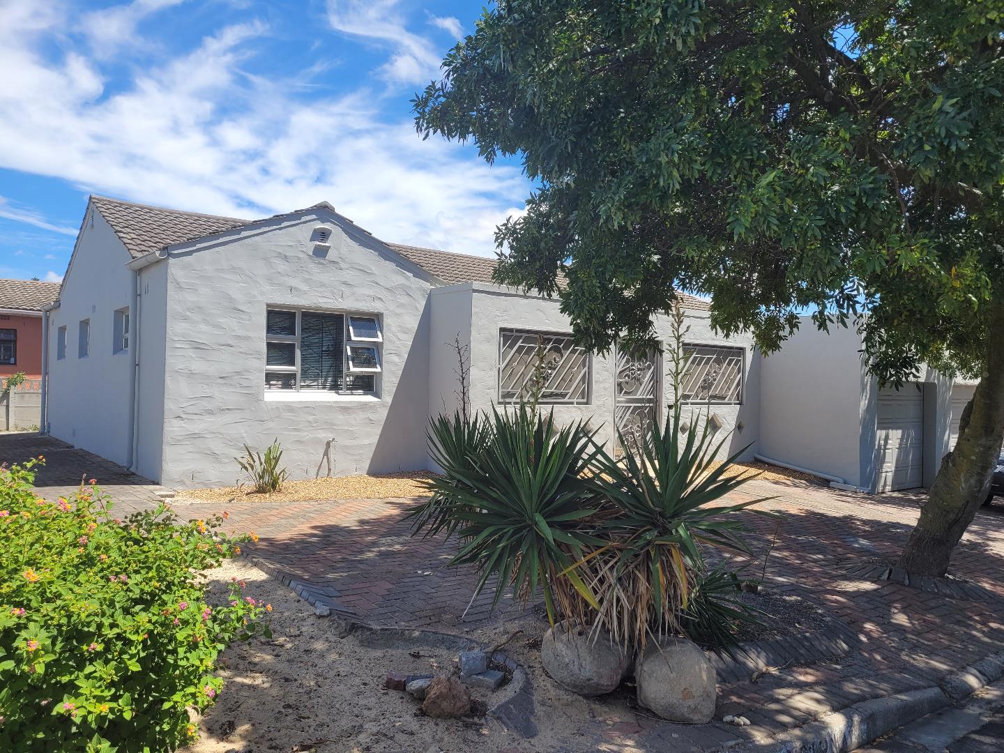 3 Bedroom House for sale in Northpine P24112361193