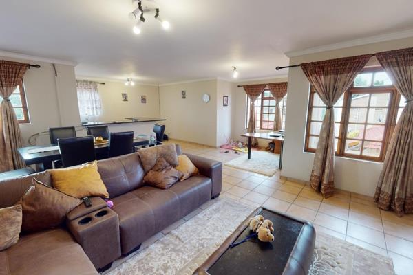 Spacious 2 bedroom upstairs Unfurnished Cottage opposite Virgin active one full bathroom 146 Square Meters with a 90 Square meter Open ...