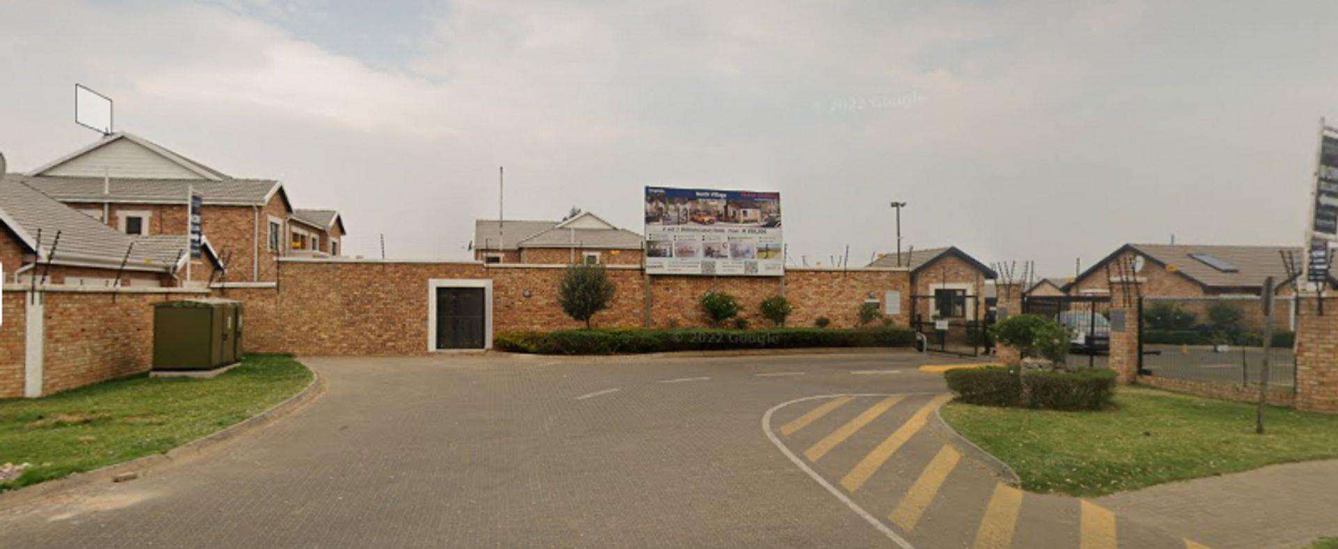 2 Bedroom Apartment / flat for sale in Beyers Park P24112378590