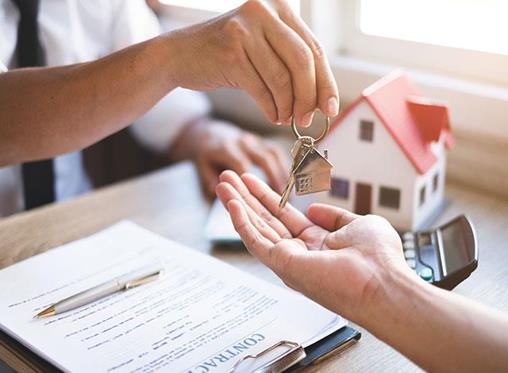 Buying to live vs. Buying to let: Key differences for property investors