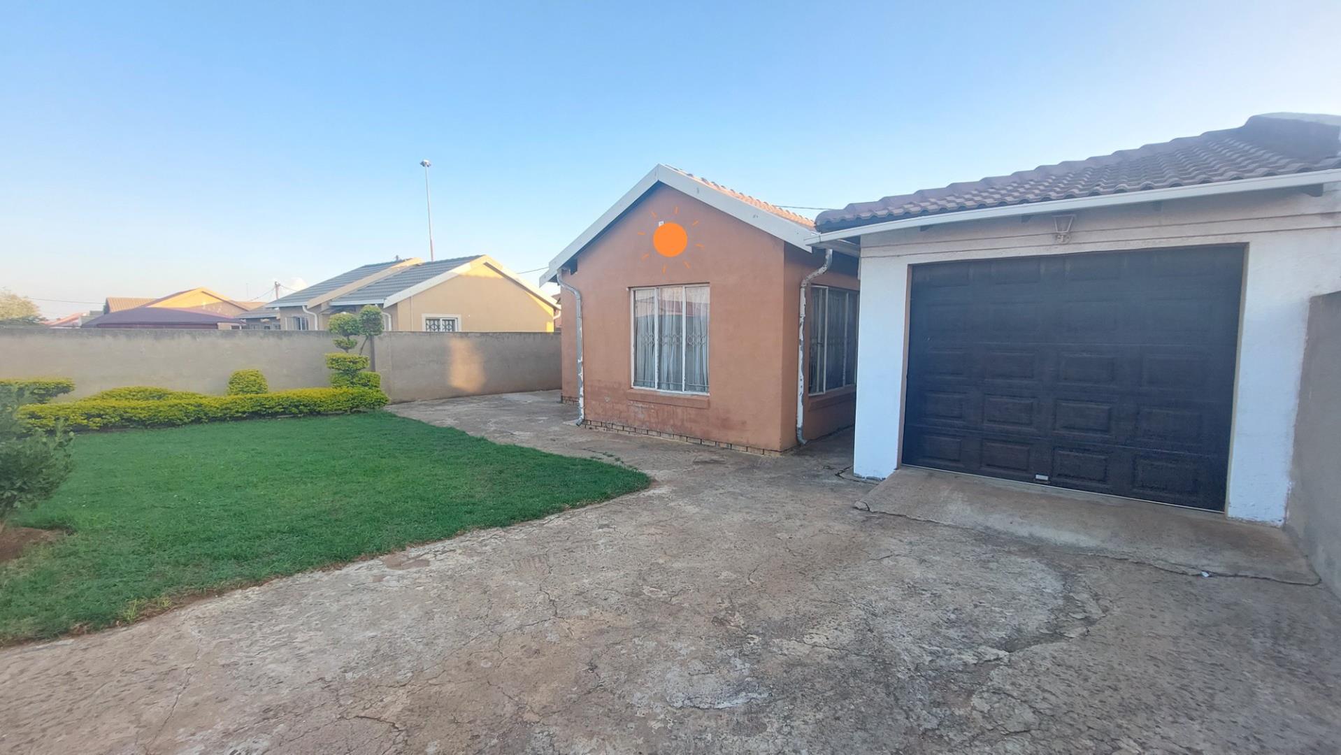 3 Bedroom House for sale in Palm Springs P24112410870