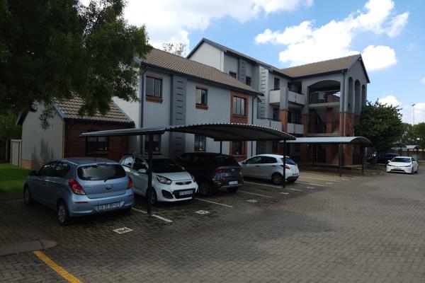 This property is in Ravenswood, Boksburg in a neat complex called Bella Vie. The complex ...