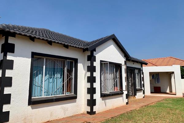 3 bedroom house in clariana pretoria

Keyworxs properties is proud to offer you this house in the heart of places that are surrounded ...