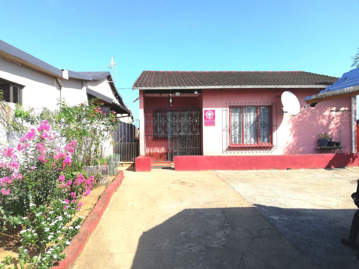 2 Bedroom House for sale in Marburg Friesland Drive P24112421038