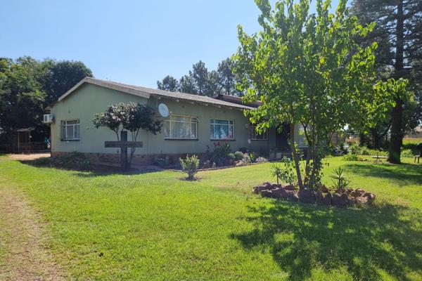 Introducing a promising property located in Ophir Estates that presents an excellent opportunity for generating substantial income. ...