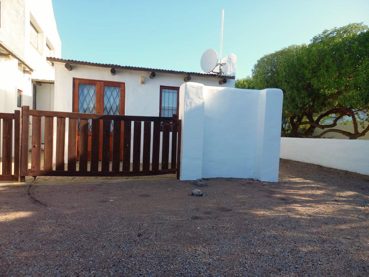 Photo of 1 Bedroom Apartment / flat to rent in Jacobsbaai