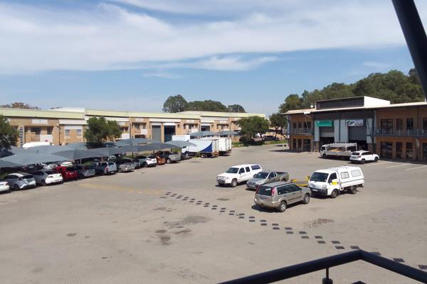 Warehouse to Let in Driehoek, Germiston - 266 sqm

Discover this versatile 266 sqm ...