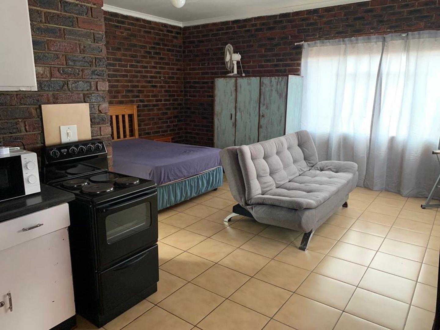 1 Bedroom Apartment / flat to rent in Postmasburg - 29 Langebaan Road