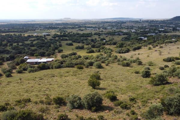 This is a vacant land with no buildings on it.Introducing an exceptional opportunity to own a 13.7-hectare vacant land small holding ...