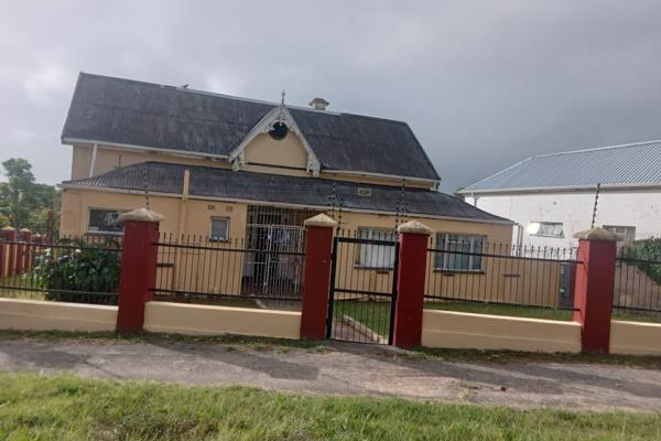 Commercial Property for Sale in King Williams Town Central
Luthando Gxashe Properties introducing a double volume commercial property ...