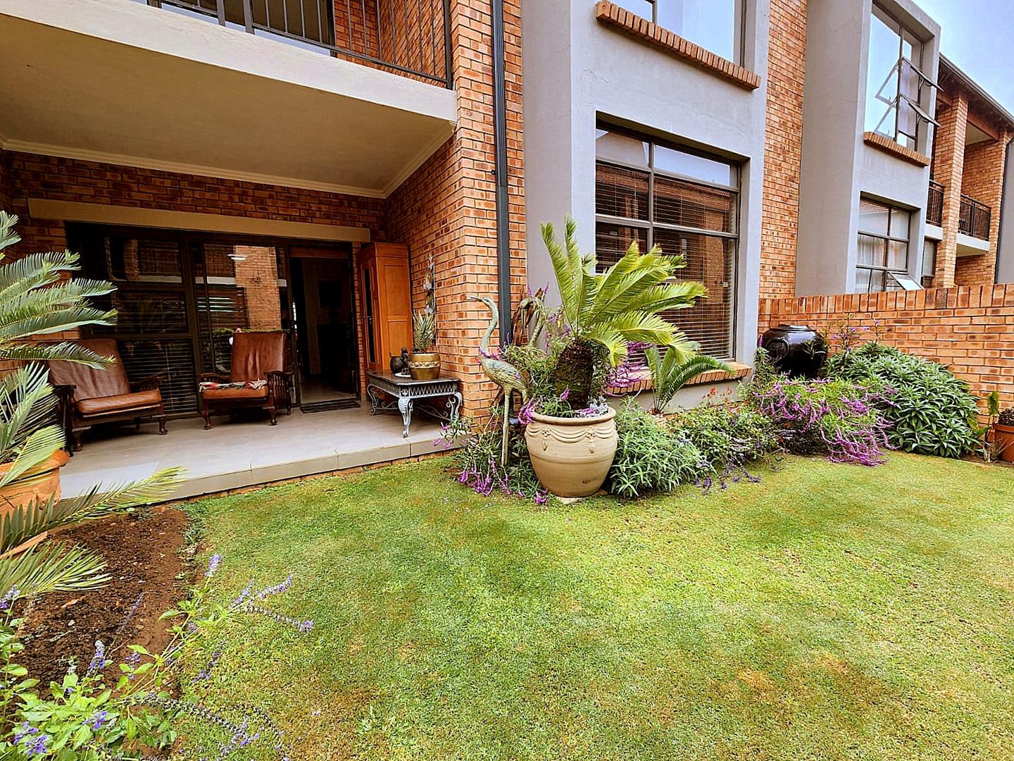 2 Bedroom Apartment / flat for sale in Equestria 96 Vergelegen Street