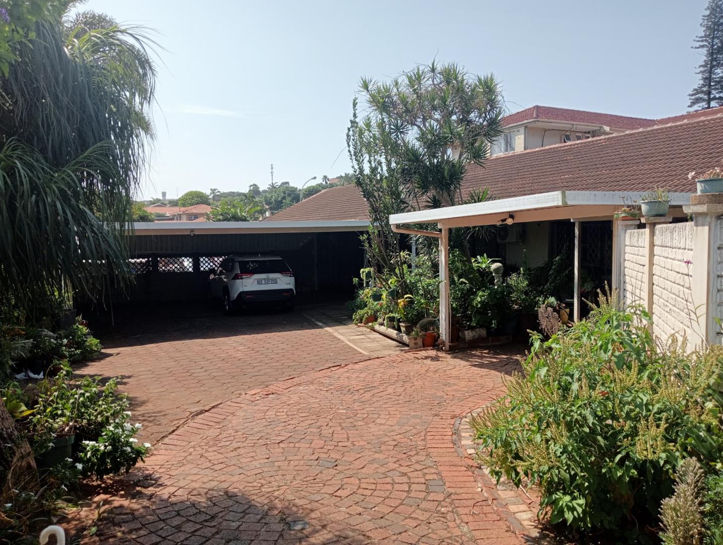 3 Bedroom Townhouse for sale in Ocean View P24112480773