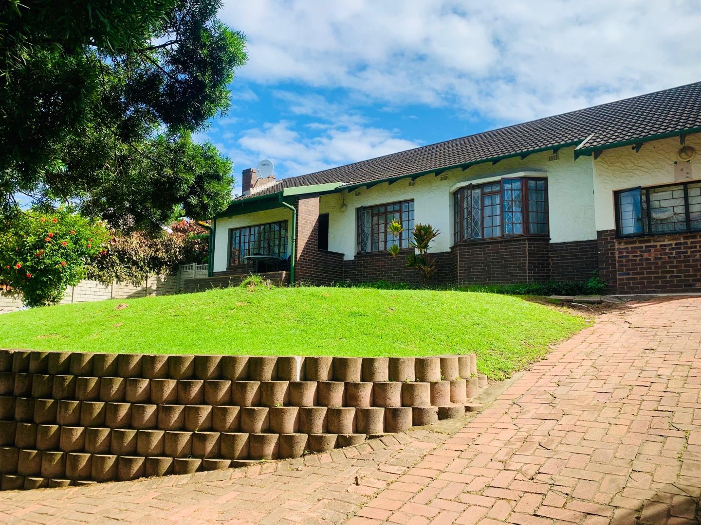 3 Bedroom House for sale in Yellowwood Park P24112484141