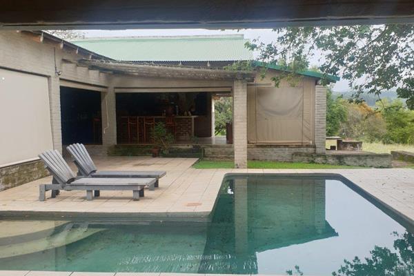House for sale in Golden Acres!!

Come and view this spectacular house on the banks of the Tzaneen Dam!!
This house is full of ...