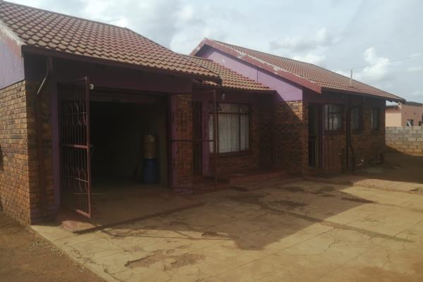 Khutsong, Carletonville Property : Property and houses for sale in ...