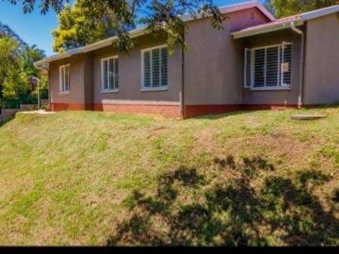 3 Bedroom House for Sale in Dawncliffe