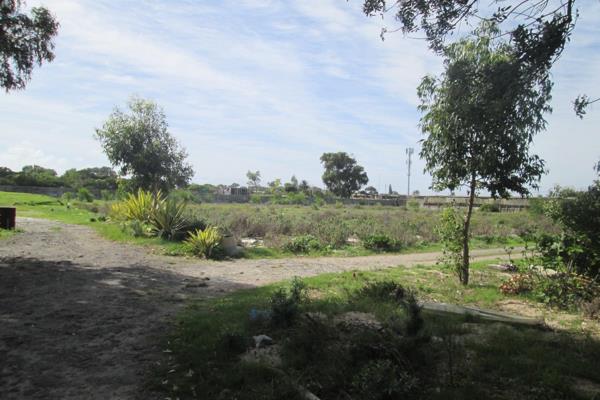 Mitchells Plain - Philippi - R3000 per month 2000 meters square vacant flat land - ...