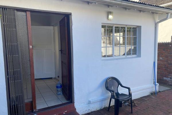 Ideal for Young Professionals, Interns and Students

This 4 bedroom, 2 bathroom house ...