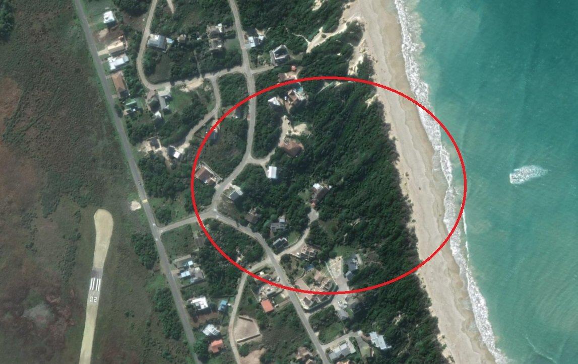 Paradise Beach, Jeffreys Bay Property Property and houses for sale in