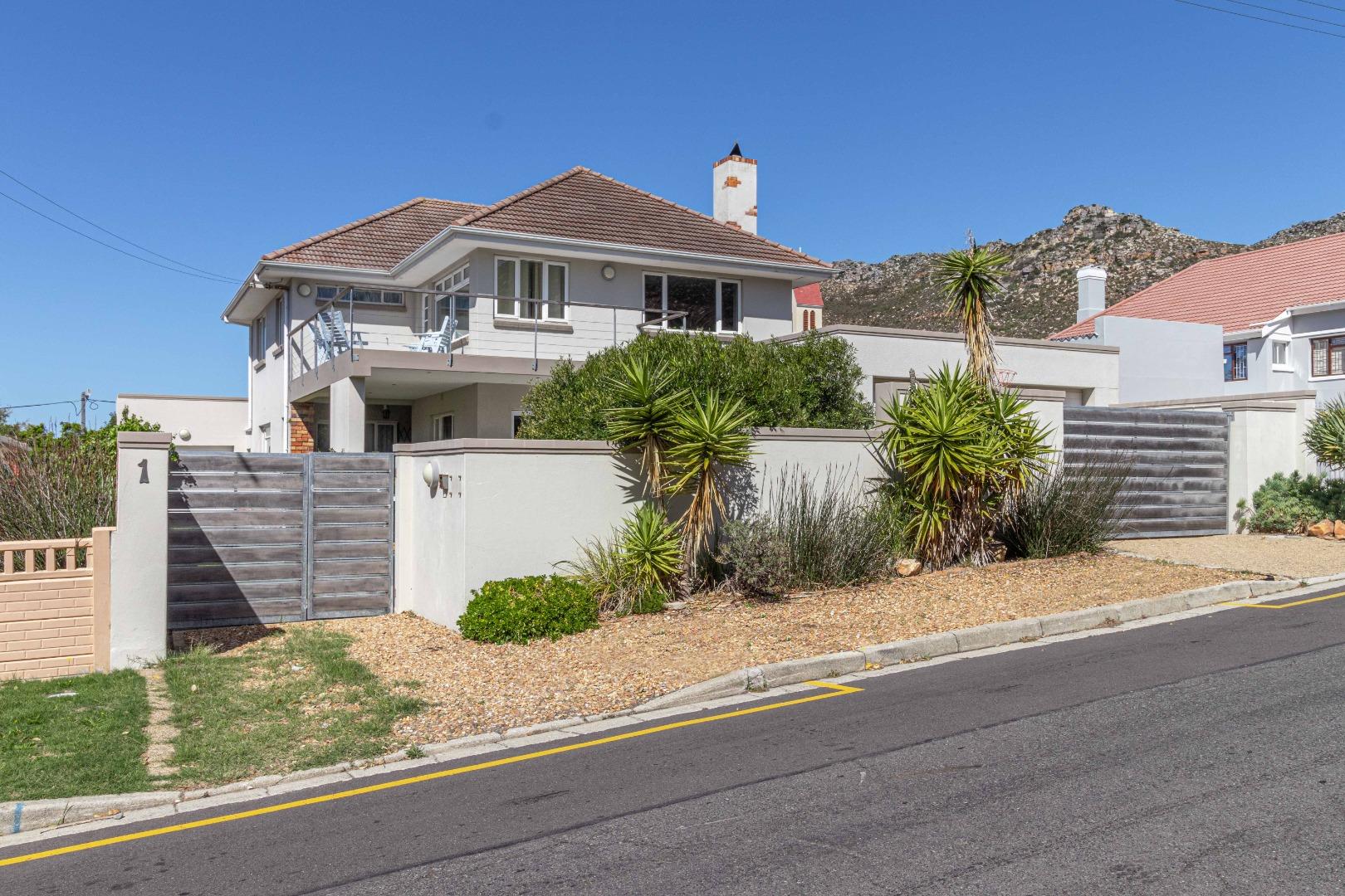 Fish Hoek Property Houses for sale in Fish Hoek Page 2