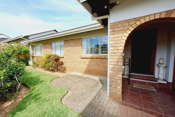 Welcome to your dream home in Uvongo, KwaZulu Natal! This immaculate free-standing face-brick townhouse offers the perfect blend of ...