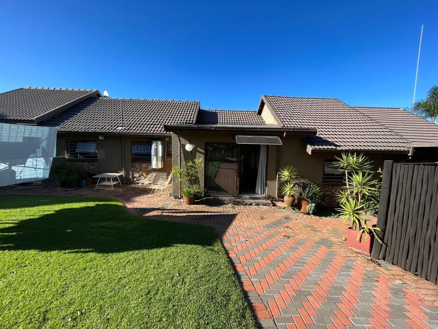 Apartments / flats to rent in Krugersdorp Krugersdorp Property Page 8