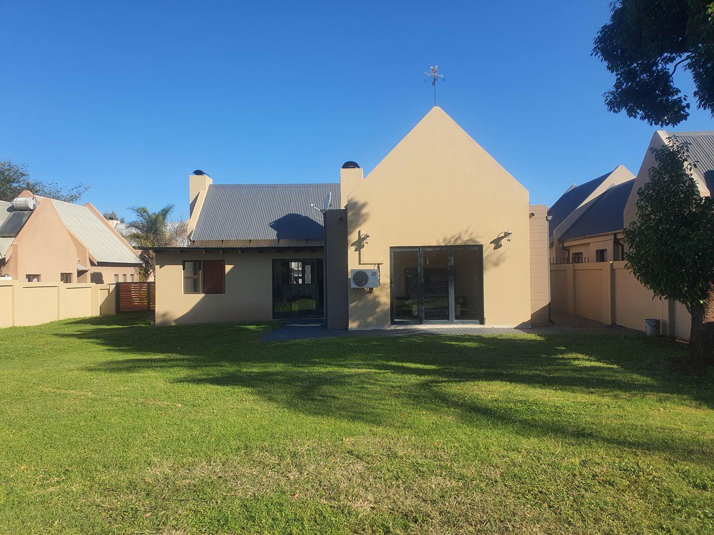 3 Bedroom House for sale in Eldo Lakes Estate - P24-112541942