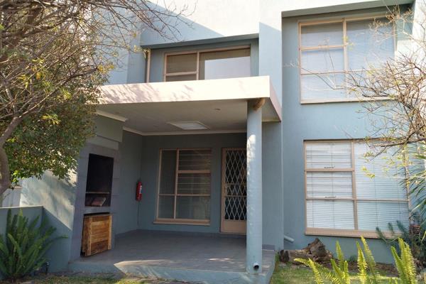 Freeway Park Property : Townhouses to rent in Freeway Park : 