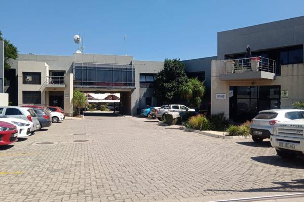 We have a few offices to let in one big Building:

The following Floor sizes:
15 sqm  -    R4255.00
17 sqm  -     R4761.00
86sqm  -    ...