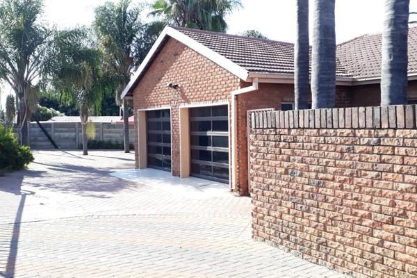 house to rent in Ivy Park, Polokwane. 

Available 01st April 2025

Beautiful spacious three bedroom and two bathroom house. When you ...