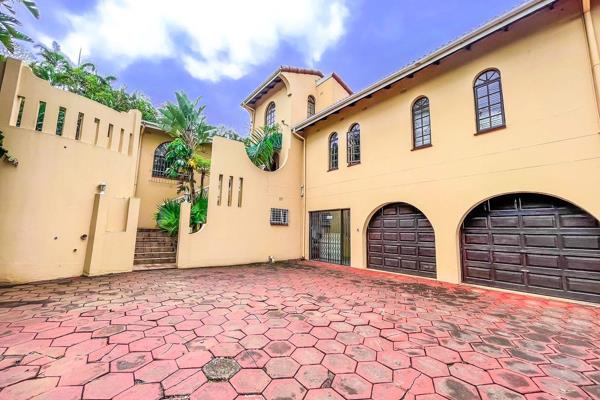 This beautiful 10 Room Bed &amp; Breakfast is available for sale  Empangeni.

The property has 10 rentable rooms, 8 with ensuite ...